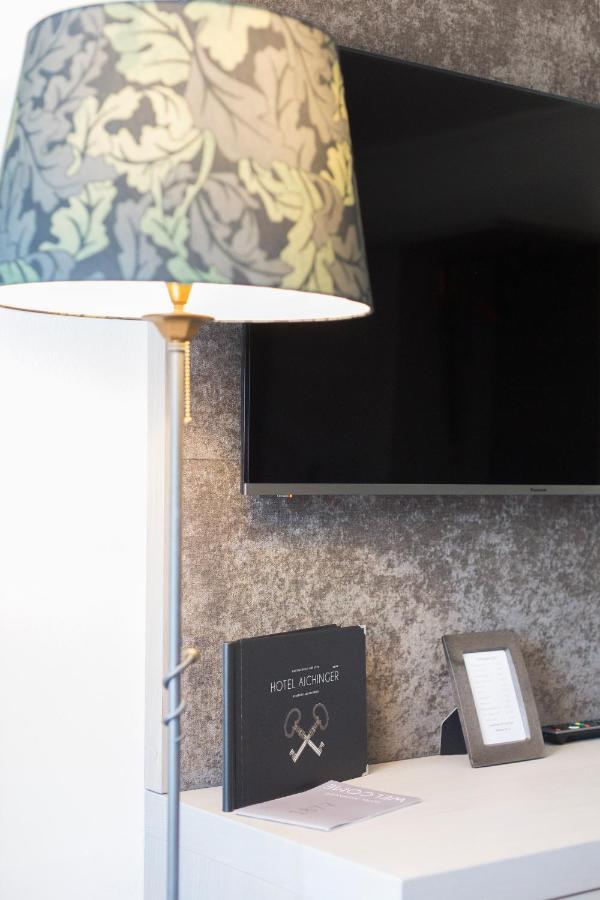 Boutique Hotel Aichinger ヌスドルフ・アム・アターゼー エクステリア 写真