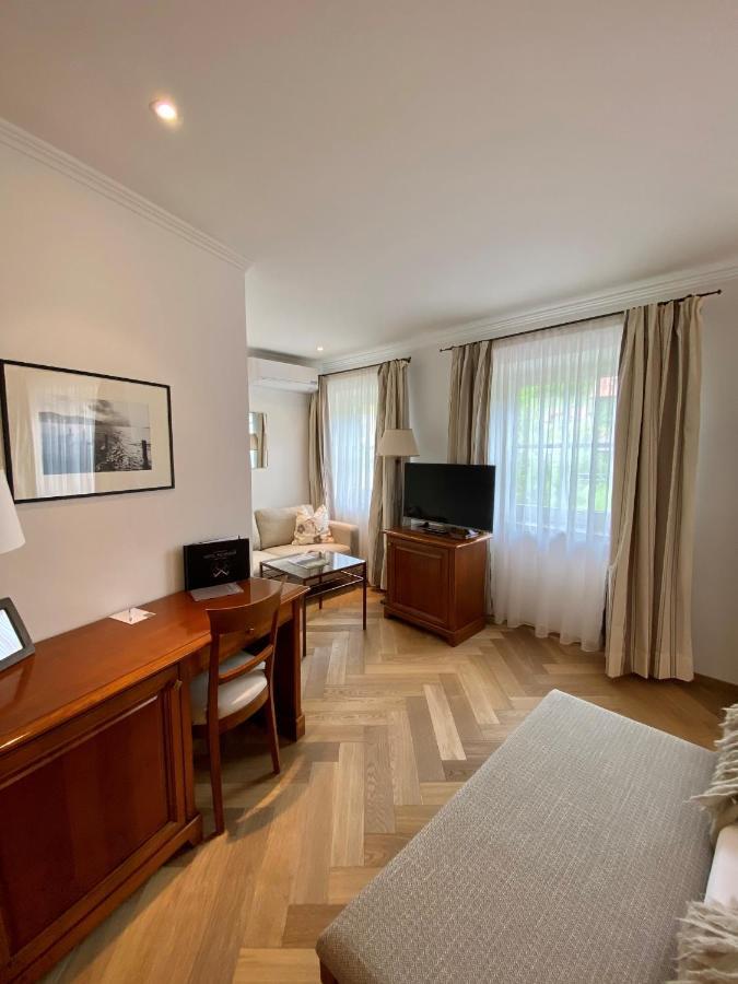 Boutique Hotel Aichinger ヌスドルフ・アム・アターゼー エクステリア 写真