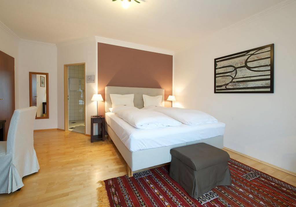 Boutique Hotel Aichinger ヌスドルフ・アム・アターゼー エクステリア 写真