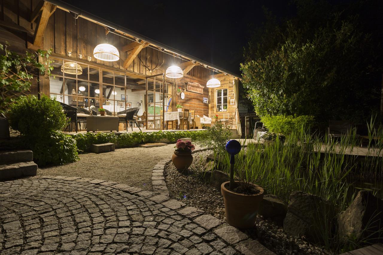 Boutique Hotel Aichinger ヌスドルフ・アム・アターゼー エクステリア 写真