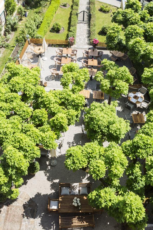 Boutique Hotel Aichinger ヌスドルフ・アム・アターゼー エクステリア 写真