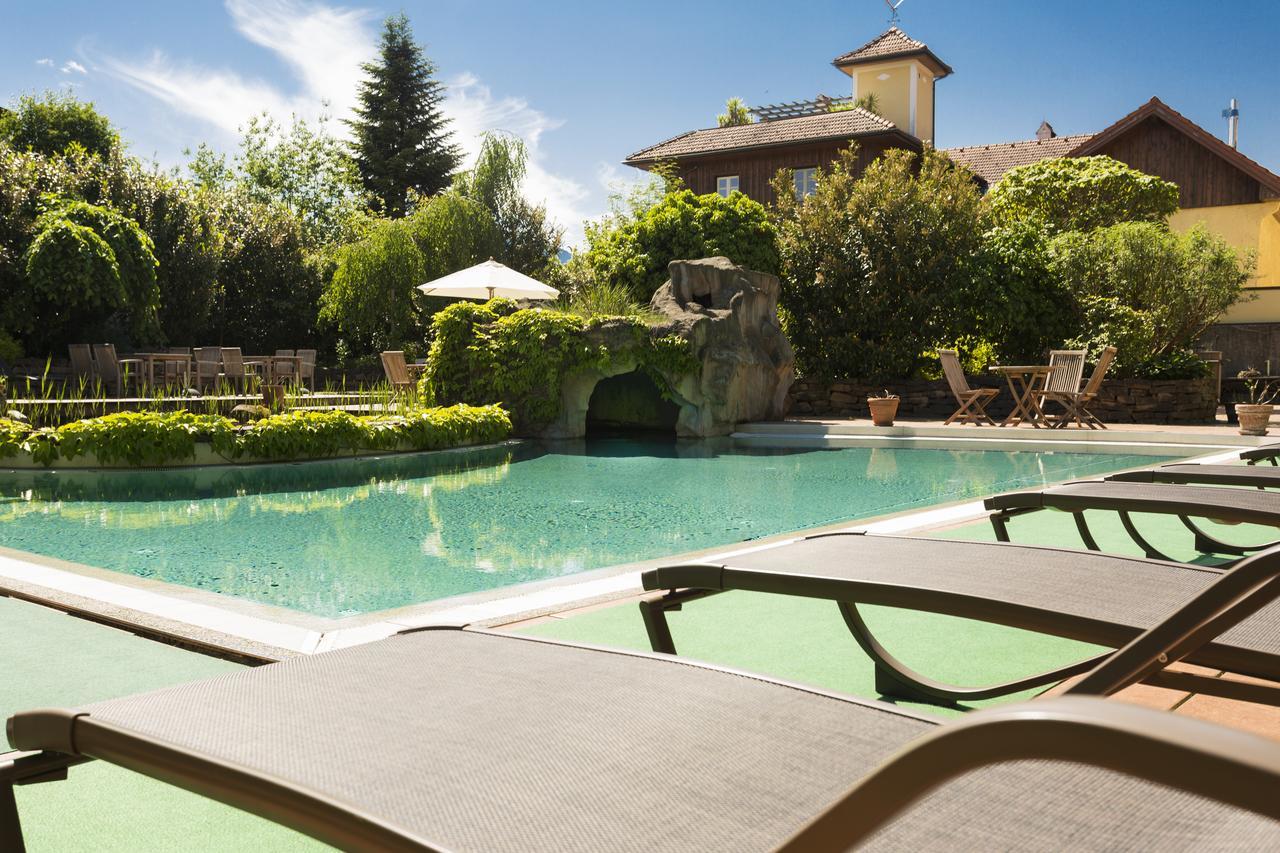 Boutique Hotel Aichinger ヌスドルフ・アム・アターゼー エクステリア 写真